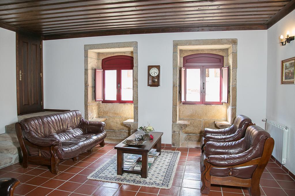 Solar Dos Almeidas - Turismo De Habitacao Bed & Breakfast Trancoso Exterior photo